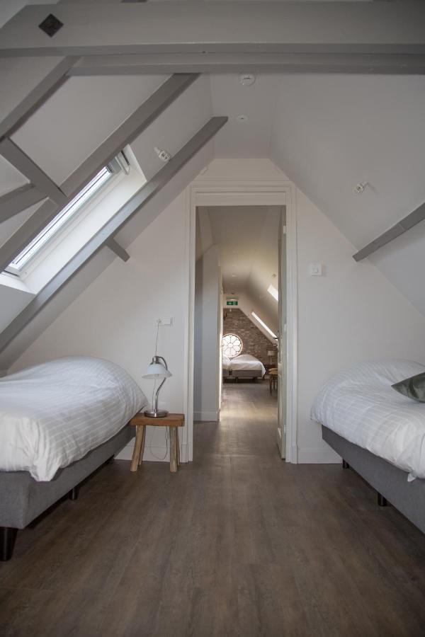 B&B Groepsaccommodatie De Pastorie Lage Mierde Экстерьер фото