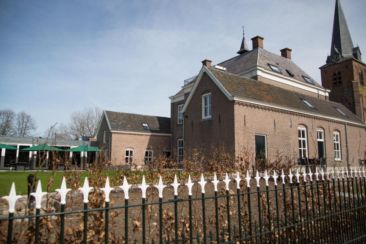 B&B Groepsaccommodatie De Pastorie Lage Mierde Экстерьер фото