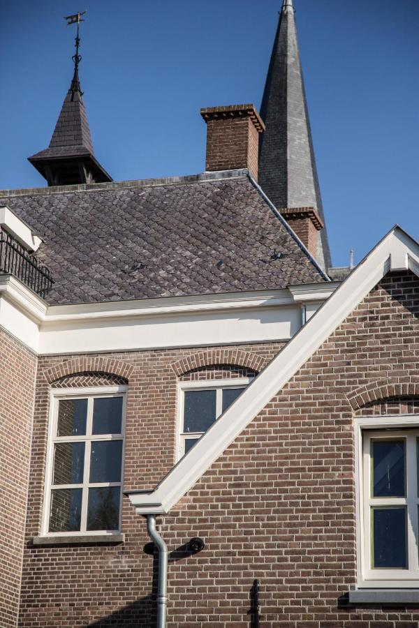 B&B Groepsaccommodatie De Pastorie Lage Mierde Экстерьер фото