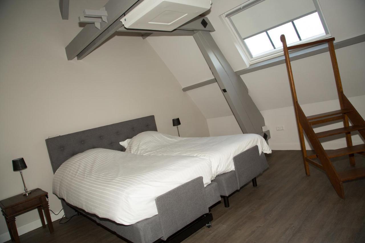 B&B Groepsaccommodatie De Pastorie Lage Mierde Экстерьер фото
