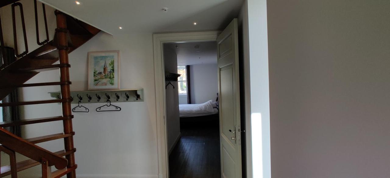 B&B Groepsaccommodatie De Pastorie Lage Mierde Экстерьер фото